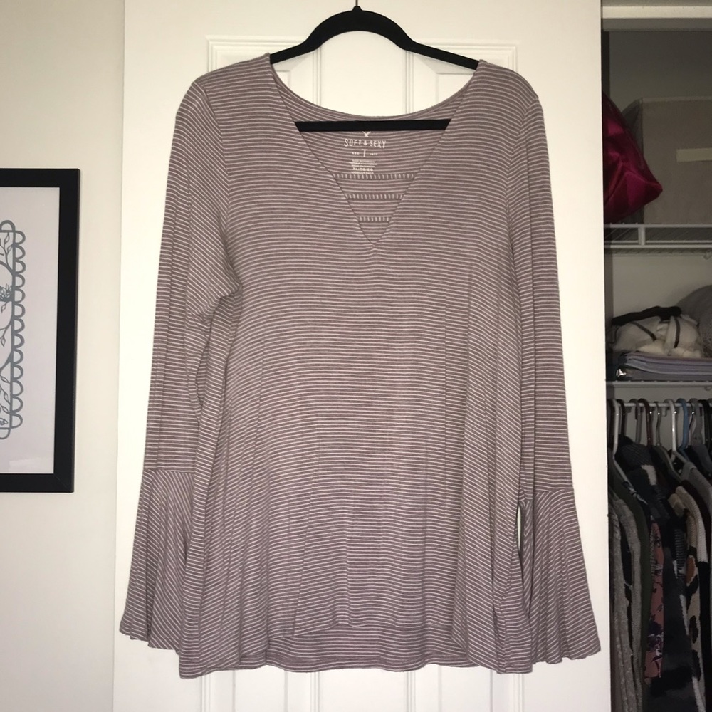 Bell-Sleeve American Eagle Long Sleeve T-Shirt